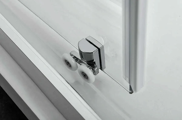 Душевая дверь Vincea Alpha VDS-3AL110CLB, 1100, черный, стекло прозрачное