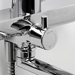 Смеситель для ванны с длинным изливом WasserKRAFT Lippe 4502L с душем
