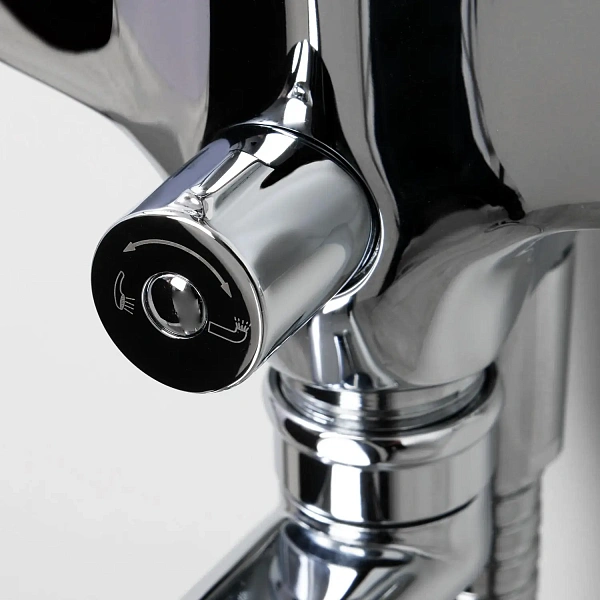 Смеситель для ванны с длинным изливом WasserKRAFT Rossel 2802L с душем