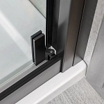 Душевой уголок Vincea с поворотной дверью Stile VSS-2ST9090CLB-R, 900*900, черный, стекло прозрачное, правый