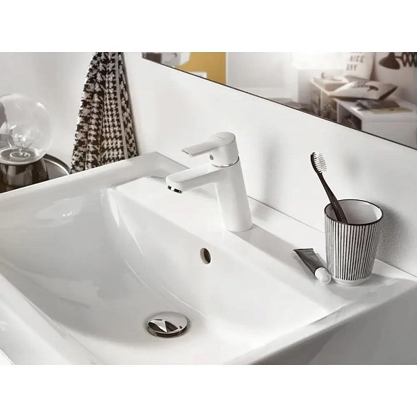 Смеситель для раковины Kludi Pure&Easy 372929165