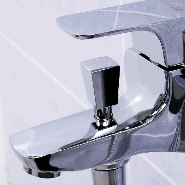 Смеситель для ванны WasserKRAFT Salm 2701 с душем